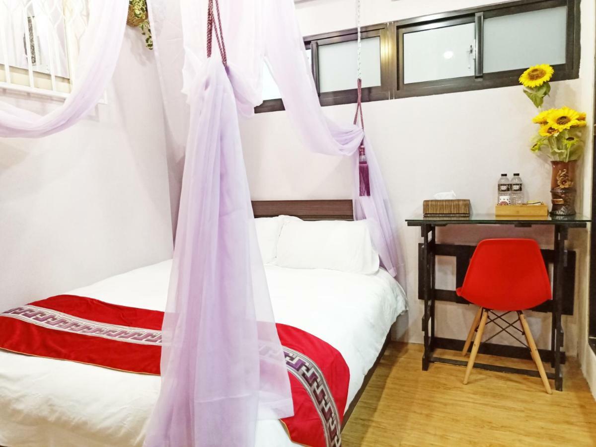 Woju Homestay Tainan Exterior foto