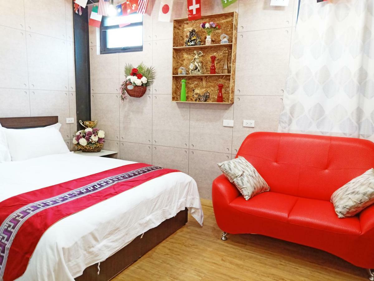 Woju Homestay Tainan Exterior foto