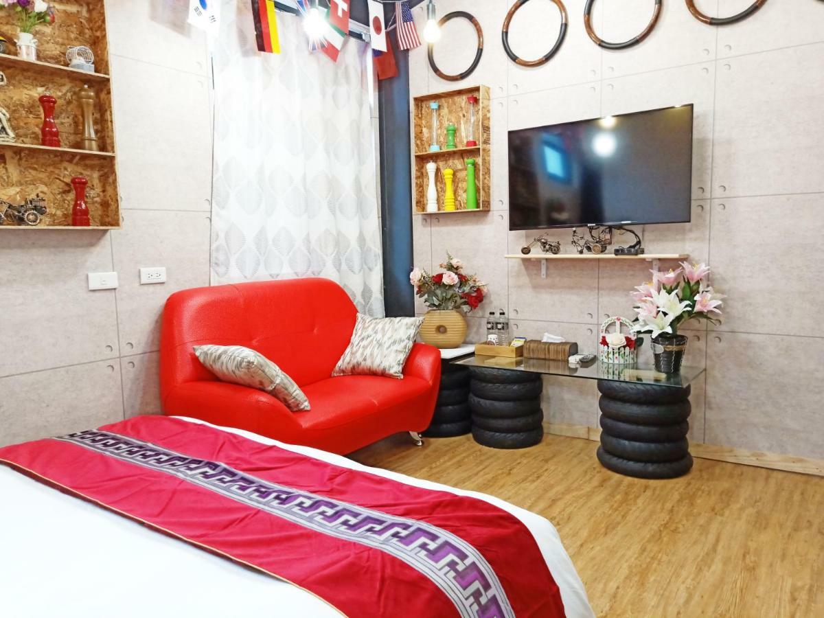Woju Homestay Tainan Exterior foto